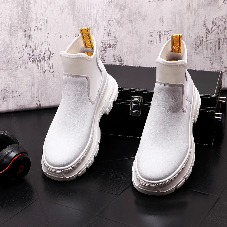 Autumn 2021 Men Boots Soft Leather New Men Leather Casual Shoes SLIP ON High Tops Martin Shoes Zapatillas Hombre
Autumn 2021 Men Boots Soft Leather New Men Leather Casual Shoes SLIP ON High Tops Martin Shoes Zapatillas Hombre
