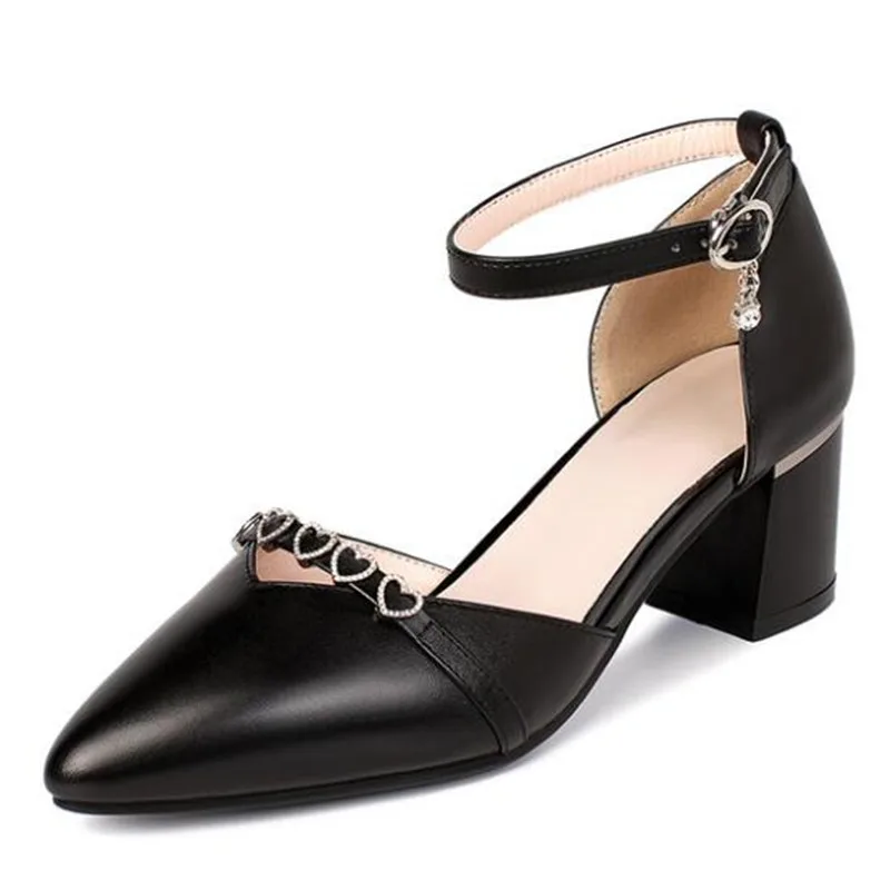 Женские босоножки из натуральной кожи, босоножки большого размера с острым носком и стразами, сандалии на высоком каблуке, лето 2020 
Женские босоножки из натуральной кожи, босоножки большого размера с острым носком и стразами, сандалии на высоком каблуке, лето 2020