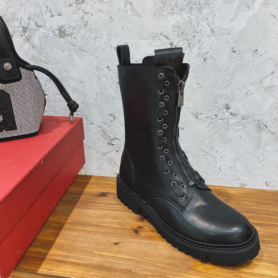Casual Designer Fashion Women's Boots Black zipper Thick Sole Chelsea Boots Women Genuine Leather Round Toe Short Boots Booties
Casual Designer Fashion Women's Boots Black zipper Thick Sole Chelsea Boots Women Genuine Leather Round Toe Short Boots Booties