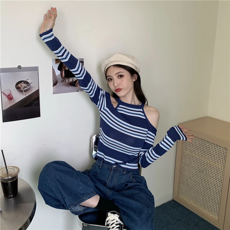 Women Autumn Tshirts Knitted Sweater Net Celebrity Korean Style Hanging Neck Strapless Striped Long Sleeve Bottoming Shirt Top
Women Autumn Tshirts Knitted Sweater Net Celebrity Korean Style Hanging Neck Strapless Striped Long Sleeve Bottoming Shirt Top