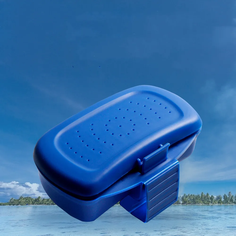 1pcs Blue Breathable Plastic Fishing Bait 15 x 6 cm Storage Box Live Worms Earthworm Lures Container Fishing Accessories
1pcs Blue Breathable Plastic Fishing Bait 15 x 6 cm Storage Box Live Worms Earthworm Lures Container Fishing Accessories