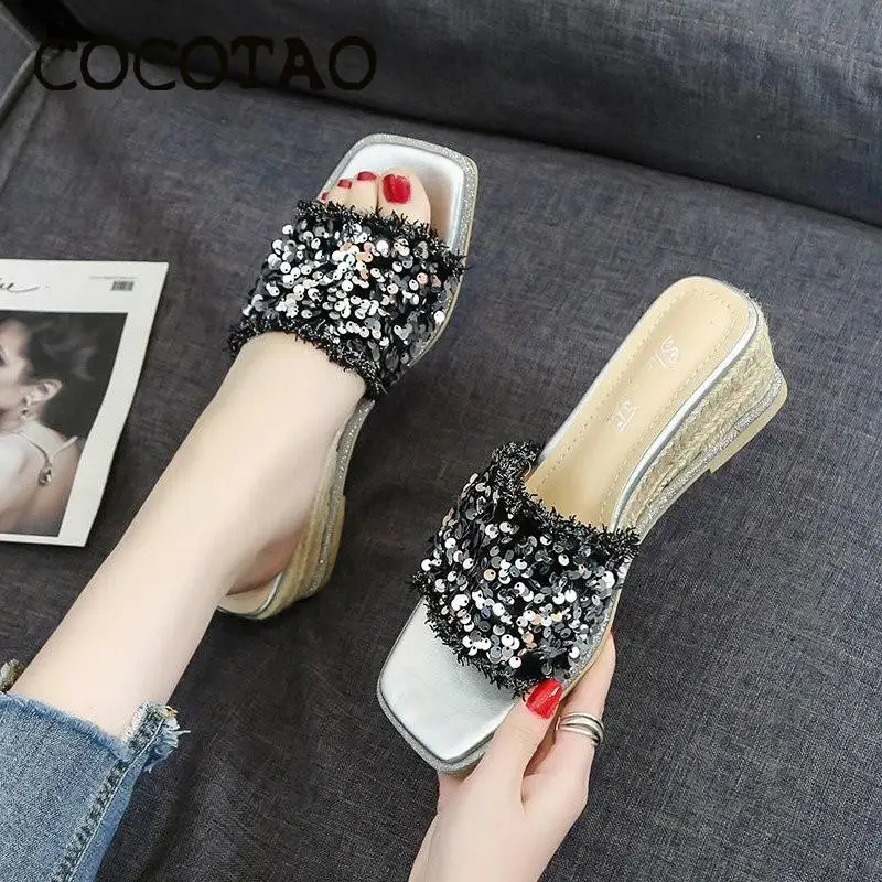 Thick High-heeled Slippers Outdoor Wear Fashionable Women's Shoes Sequin Sandals 2020 Summer New Beautiful Wild | Обувь