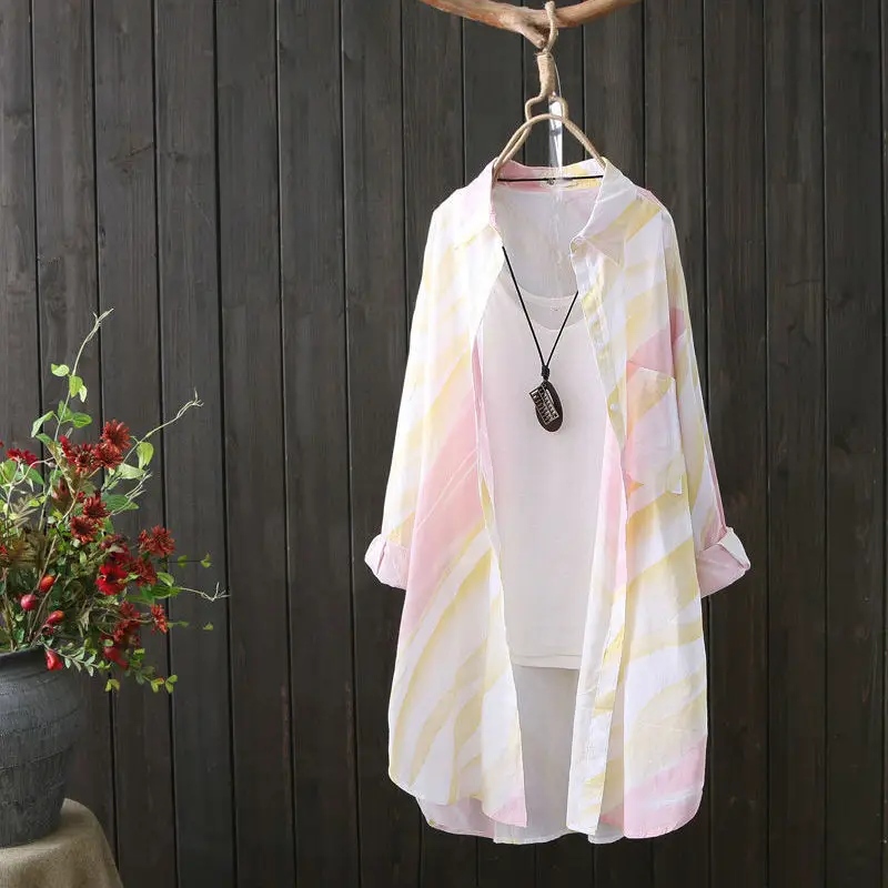 Summer Casual Jacket Coat Women 2021 New Chiffon Shirts Sunscreen Tops Female Loose Blouses Women's Fashion Plus Size Coats
Summer Casual Jacket Coat Women 2021 New Chiffon Shirts Sunscreen Tops Female Loose Blouses Women's Fashion Plus Size Coats