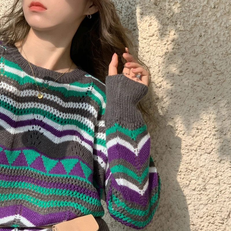 

Korean Loose Wavy stripes jacquard pullover sweater women long-sleeved round collar knitting sweater Autumn Winter tops