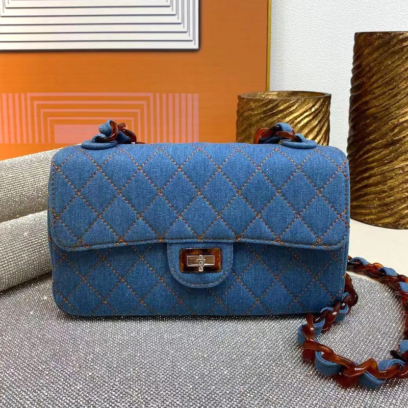 New Style Small Fragrant Denim Blue Ladies Tortoiseshell Style Chain Shoulder Messenger Bag Fashion 24cm All-Match Diamond Latti
New Style Small Fragrant Denim Blue Ladies Tortoiseshell Style Chain Shoulder Messenger Bag Fashion 24cm All-Match Diamond Latti