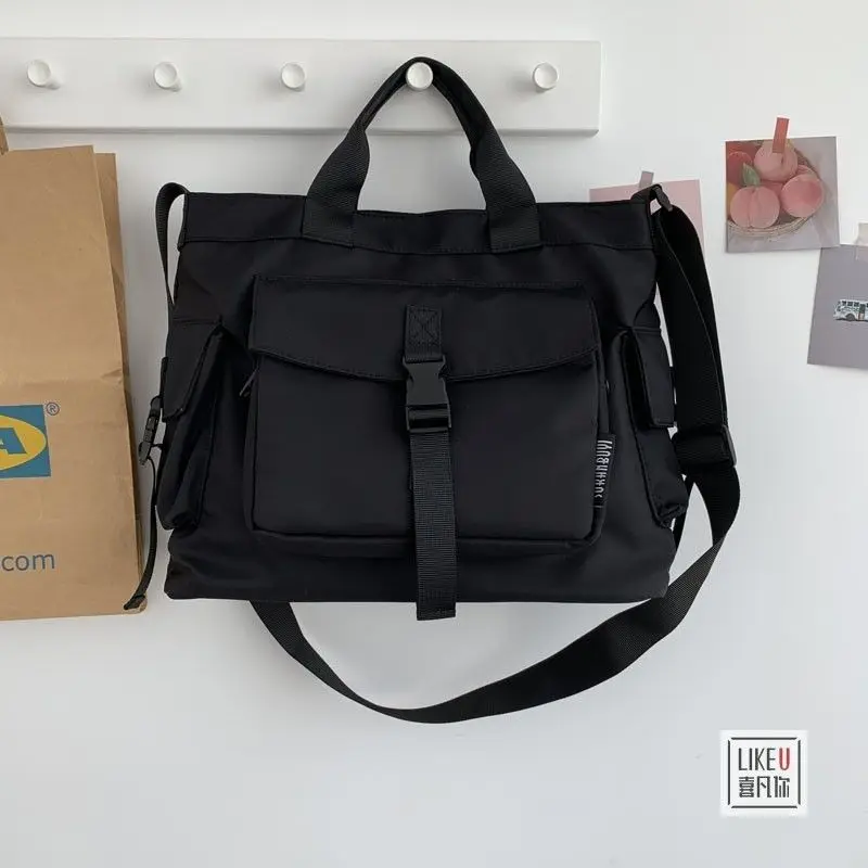 Men Nylon Messenger Bag 2021 New Composite Bag Multifunctional Waterproof Briefcase Two-in-one Envelope Shoulder Bag Men Handbag
Men Nylon Messenger Bag 2021 New Composite Bag Multifunctional Waterproof Briefcase Two-in-one Envelope Shoulder Bag Men Handbag