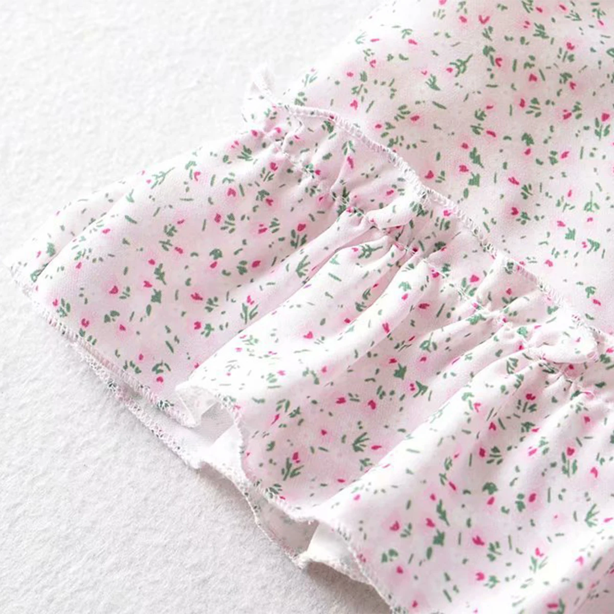 Vintage Floral Print Mini Skirt Women Summer Casual High Waist Ruffles Pink Sexy Short Skirts Hippie Chic Holiday Faldas 2021
Vintage Floral Print Mini Skirt Women Summer Casual High Waist Ruffles Pink Sexy Short Skirts Hippie Chic Holiday Faldas 2021