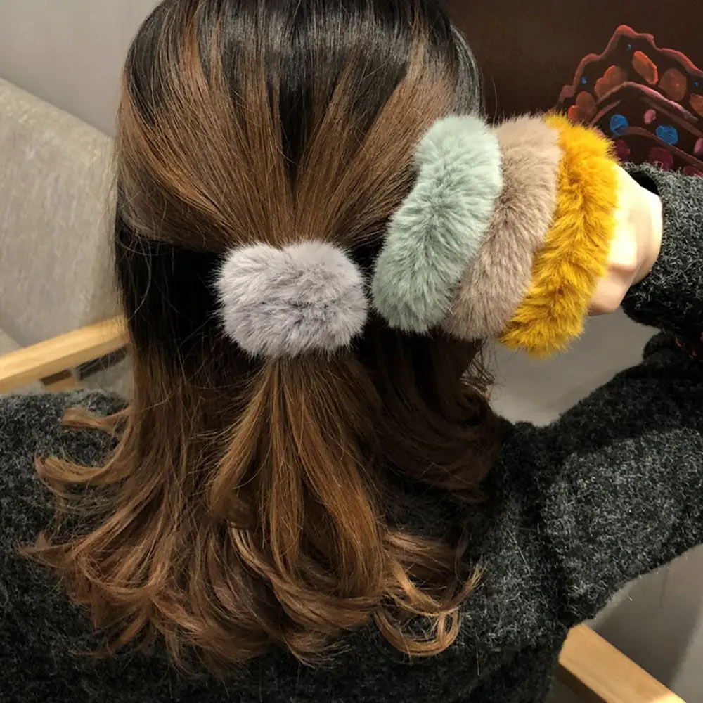 2020 NEW Colorful Faux Fluffy Rubber Tie Band Hair Rope Girls Ponytail Holder Elastic Hair Scrunchies Fur Headwear Women Fashion
2020 NEW Colorful Faux Fluffy Rubber Tie Band Hair Rope Girls Ponytail Holder Elastic Hair Scrunchies Fur Headwear Women Fashion
