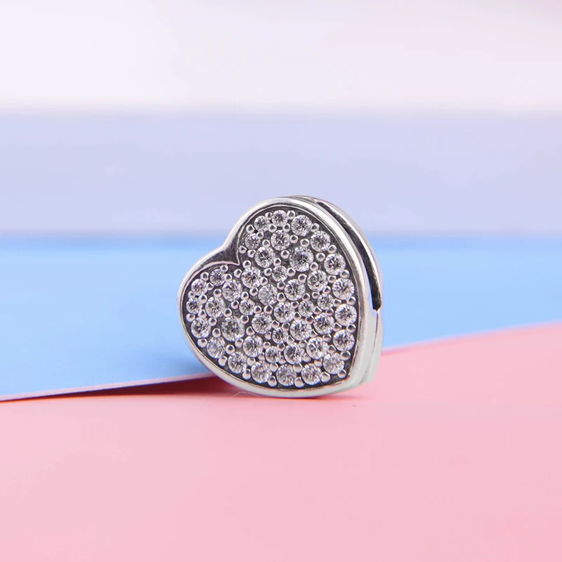 2020 Valentine's Day Pave Heart Clip Charm 925 Sterling silver Love Charms fit Reflexions Bracelet DIY for women jewelry
2020 Valentine's Day Pave Heart Clip Charm 925 Sterling silver Love Charms fit Reflexions Bracelet DIY for women jewelry