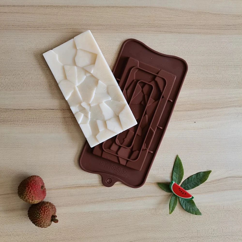 New 3D Silicone Chocolate Chip Mold for Baking for DIY Chocolate Cake Reusable Decoration Tools Mould Kitchen Gadgets
New 3D Silicone Chocolate Chip Mold for Baking for DIY Chocolate Cake Reusable Decoration Tools Mould Kitchen Gadgets