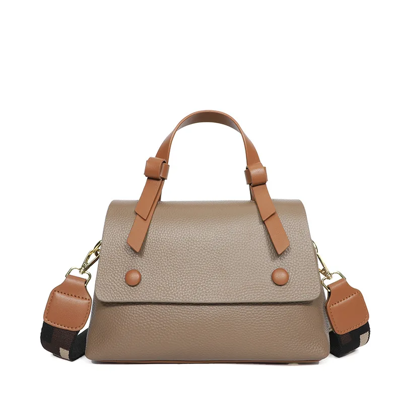 Woman Versatile CrossBody Soft Bag Contrasting Luxury Designer Shoulder Bag Lady Genuine Leather Handbag Casual Satchels
Woman Versatile CrossBody Soft Bag Contrasting Luxury Designer Shoulder Bag Lady Genuine Leather Handbag Casual Satchels
