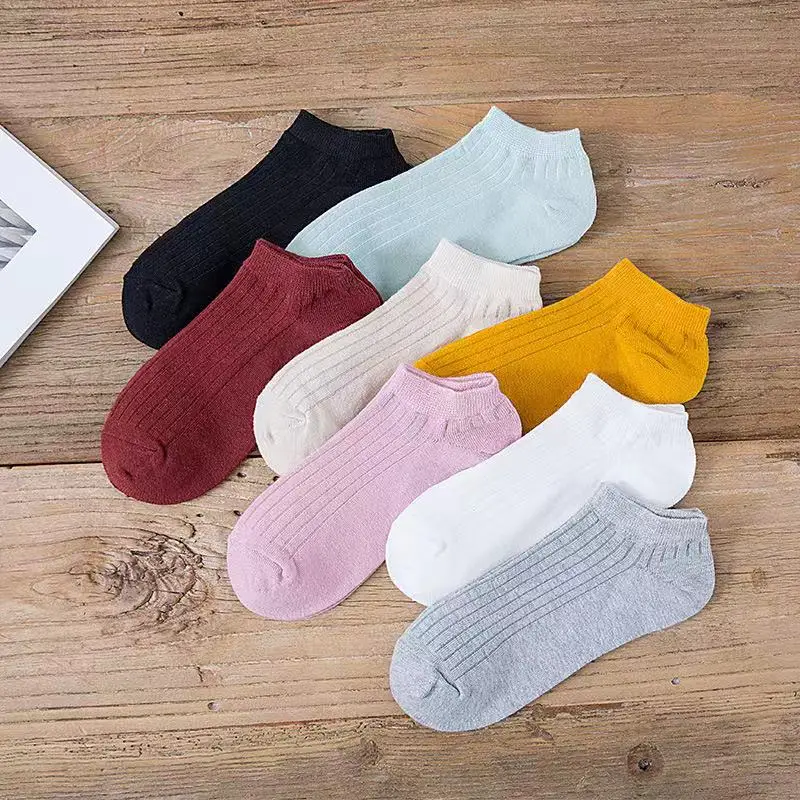 Women's short socks spring and summer thin breathable boat socks simple solid short cotton socks women's socks
Women's short socks spring and summer thin breathable boat socks simple solid short cotton socks women's socks