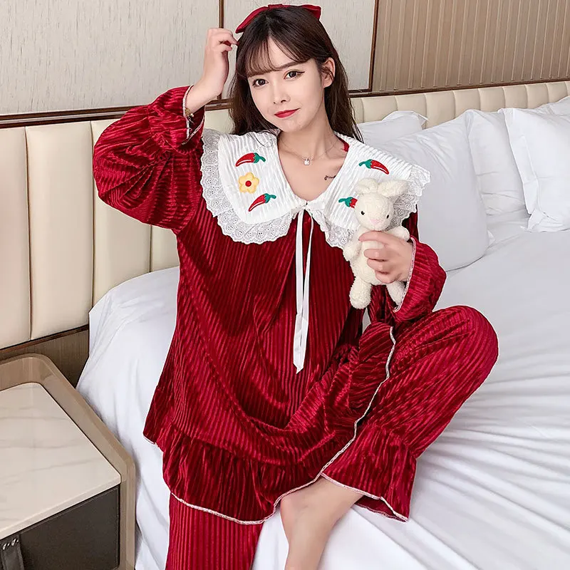 Women Sweet Pater Pan Collar Pajamas Sets 2PCS Autumn Loungewear Velour Sleepwear Bride Lingerie Nightwear Home Wear M-XXL
Women Sweet Pater Pan Collar Pajamas Sets 2PCS Autumn Loungewear Velour Sleepwear Bride Lingerie Nightwear Home Wear M-XXL
