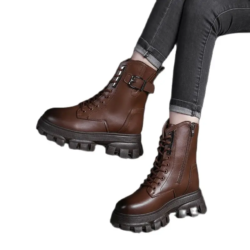 Новинка Осень-зима 2021, модные популярные Стильные женские ботильоны с круглым носком, удобные и теплые короткие плюшевые женские ботинки
Новинка Осень-зима 2021, модные популярные Стильные женские ботильоны с круглым носком, удобные и теплые короткие плюшевые женские ботинки