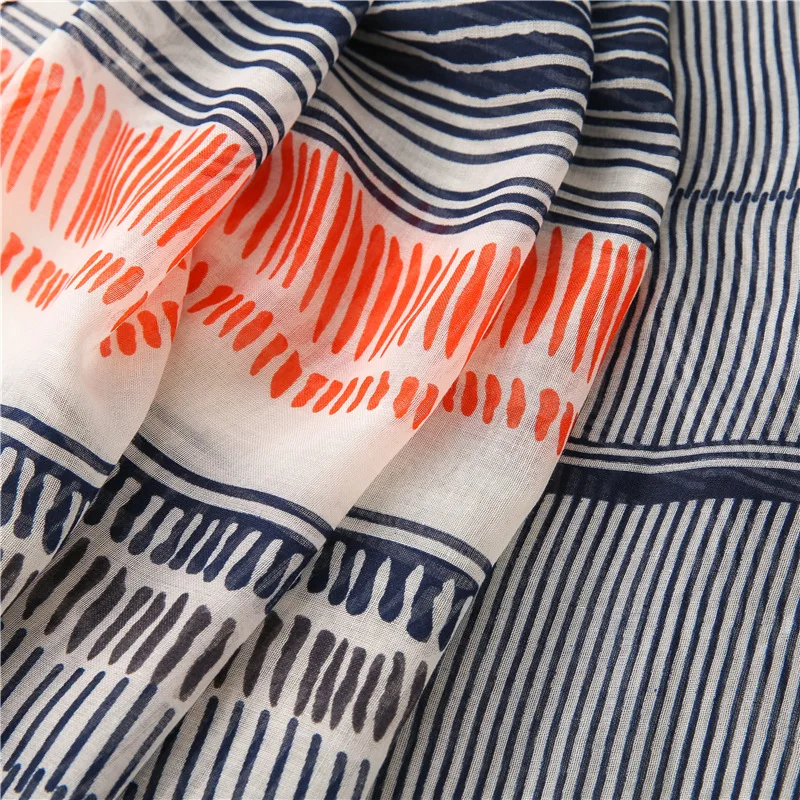 Fashion Autumn Women Viscose Scarf Striped Printing Cotton and Line Fringe Beach Hijab Shawls and Wraps Female Foulards Echarpe
Fashion Autumn Women Viscose Scarf Striped Printing Cotton and Line Fringe Beach Hijab Shawls and Wraps Female Foulards Echarpe