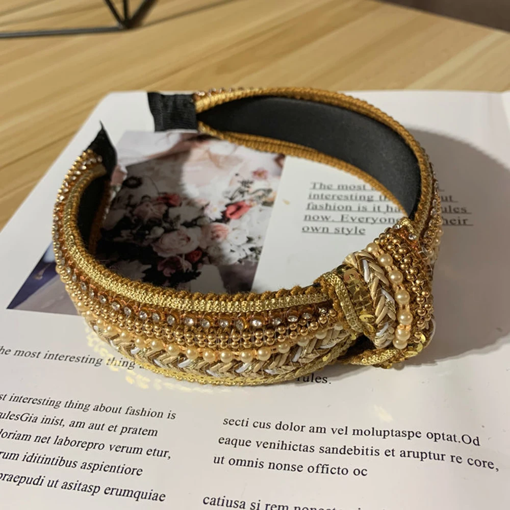 2021 Girl Headband Knotted Cloth Diamond Headband Knitted Hair Hoophoop Fashion Crystal Hairband For Women Headwear
2021 Girl Headband Knotted Cloth Diamond Headband Knitted Hair Hoophoop Fashion Crystal Hairband For Women Headwear