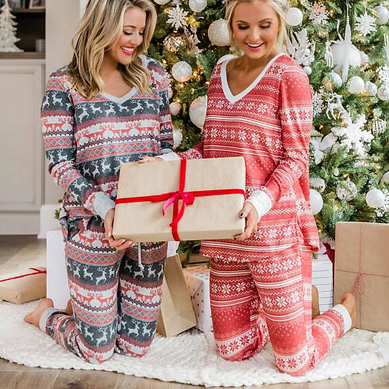 2 Pcs Women Christmas Print Outfits, Adults Casual Style Long Sleeve V-neck Slit Pullover + Pants with Drawstring 
2 Pcs Women Christmas Print Outfits, Adults Casual Style Long Sleeve V-neck Slit Pullover + Pants with Drawstring