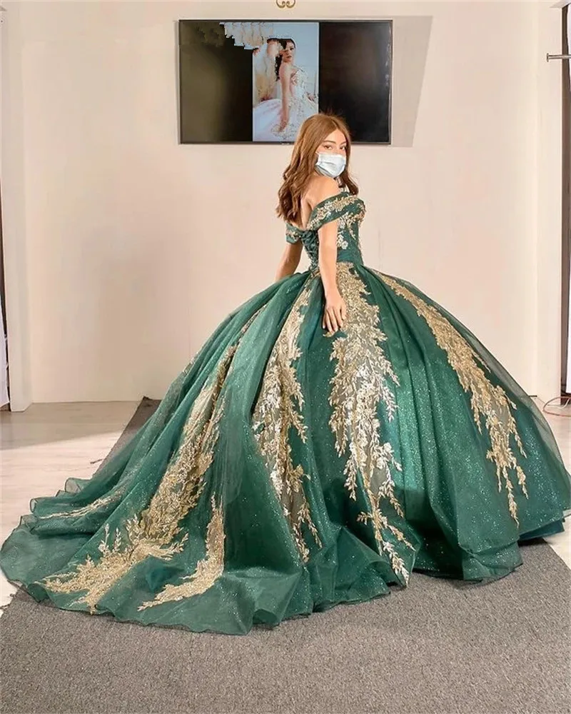 Hunter Green Luxury Quinceanera Dresses With Gold Lace Off Shoulder Beading Sweet 16 Party Dress Vestidos De 15 Anos Birthday
Hunter Green Luxury Quinceanera Dresses With Gold Lace Off Shoulder Beading Sweet 16 Party Dress Vestidos De 15 Anos Birthday