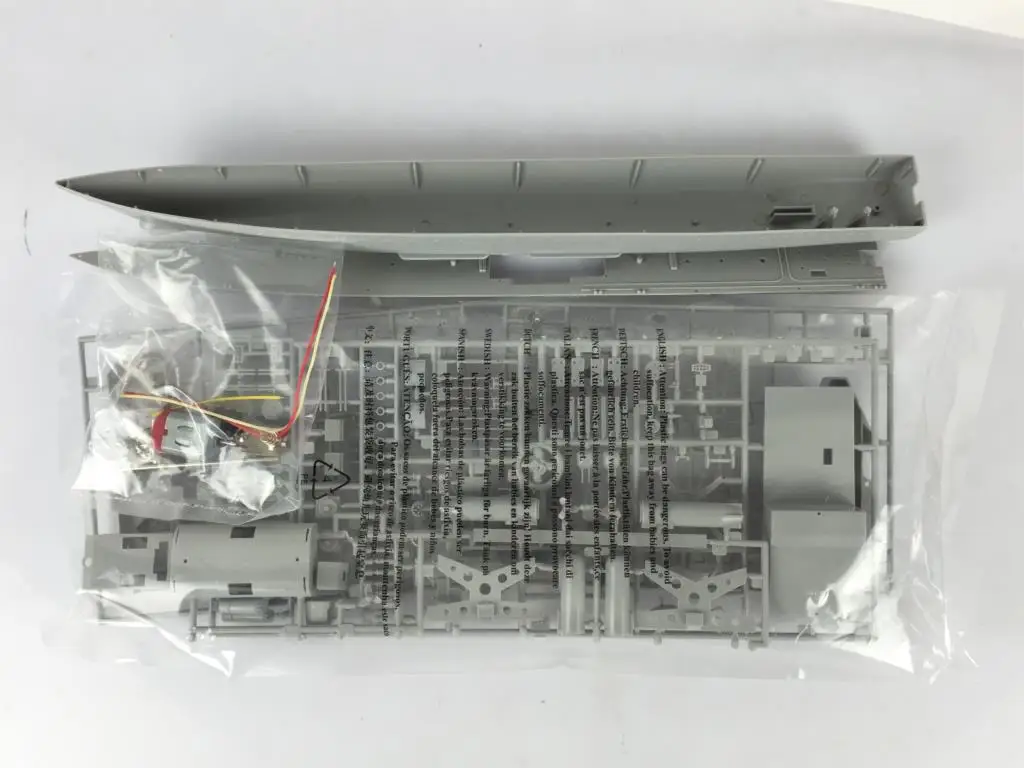 US Stock 1/350 Trumpeter 04501 Chinese 105 JiNan Destroyer Warship Electric Model Motor TH07873-SMT4
US Stock 1/350 Trumpeter 04501 Chinese 105 JiNan Destroyer Warship Electric Model Motor TH07873-SMT4