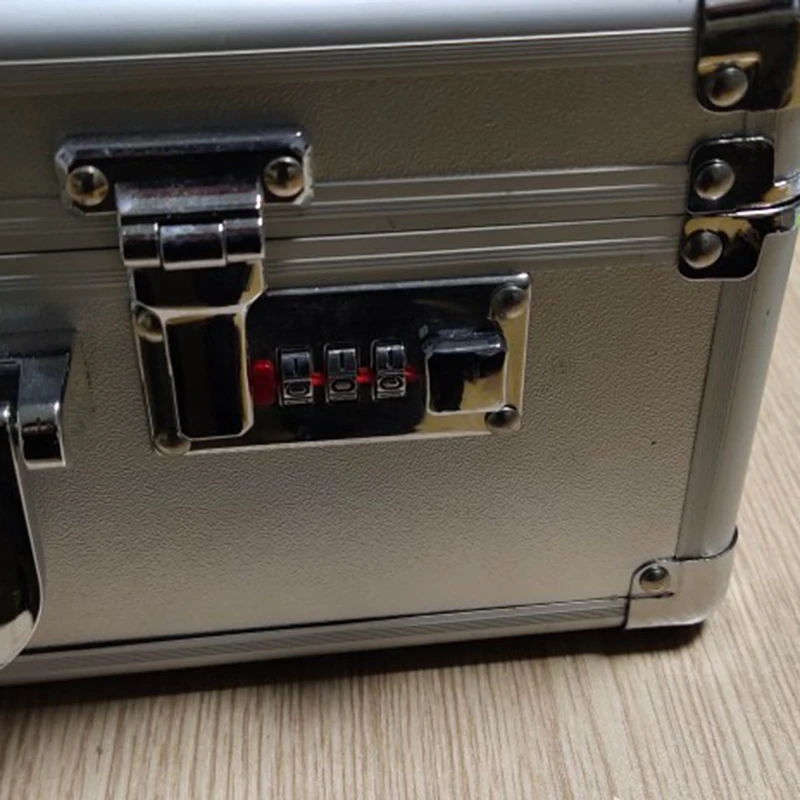 Aluminum Alloy Toolbox Outdoor Car Toolbox Portable Safety Equipment Instrument Case Suitcase Outdoor Safety Equipment 
Aluminum Alloy Toolbox Outdoor Car Toolbox Portable Safety Equipment Instrument Case Suitcase Outdoor Safety Equipment