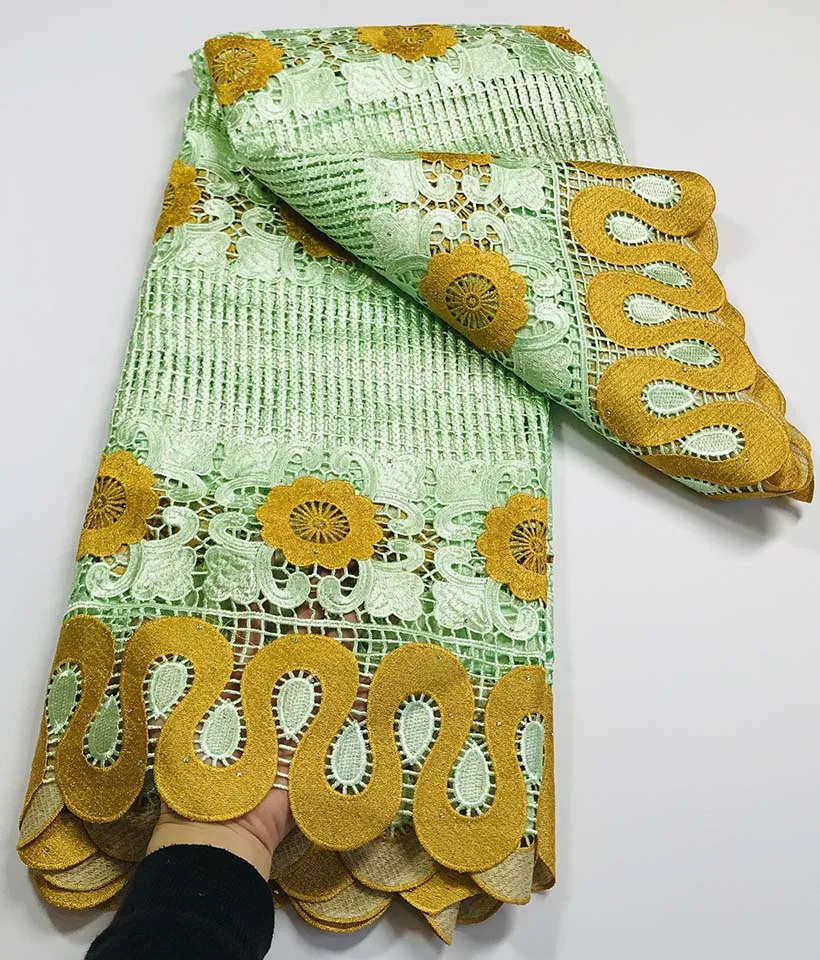 Latest Design French Water Soluble Lace With Stones Cord Lace Fabric 2022 High Quality Nigerian Guipure African Embroidered Lace
Latest Design French Water Soluble Lace With Stones Cord Lace Fabric 2022 High Quality Nigerian Guipure African Embroidered Lace