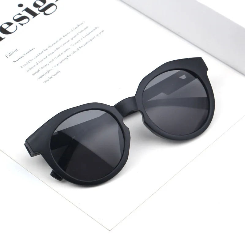 Candy-colored Frosted Children's Sunglasses All-match Colorful Reflective Lens Anti-ultraviolet Sunglasses Baby Sunglasses Trend
Candy-colored Frosted Children's Sunglasses All-match Colorful Reflective Lens Anti-ultraviolet Sunglasses Baby Sunglasses Trend