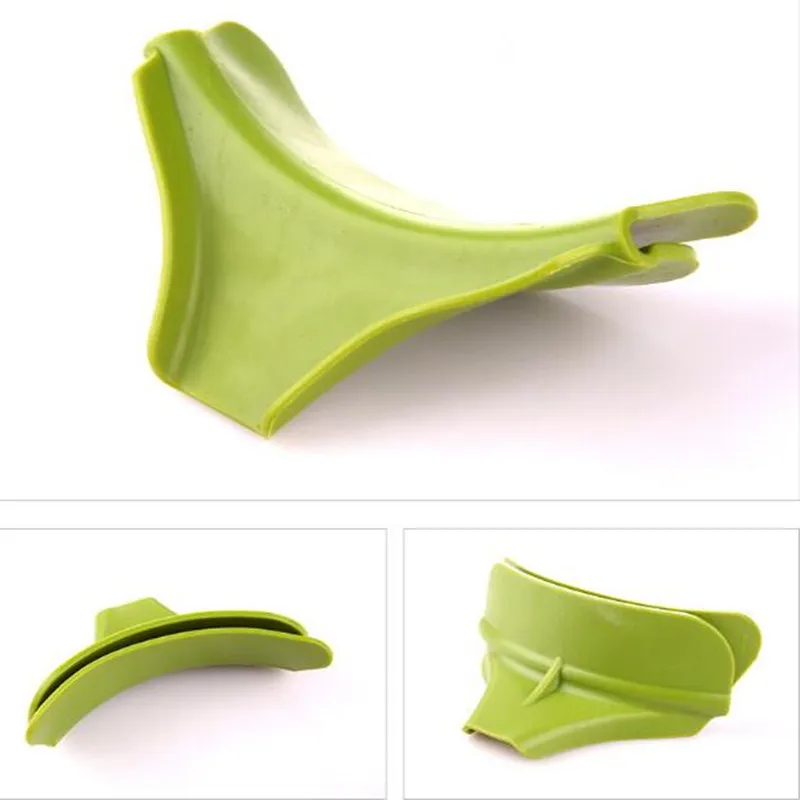 Kitchen Silicone Pour Spout Slip Anti-spill Slip On Pour Spout Free For Pots Pans And Bowls And Jars Pot Clips Tool Kitchen Tool
Kitchen Silicone Pour Spout Slip Anti-spill Slip On Pour Spout Free For Pots Pans And Bowls And Jars Pot Clips Tool Kitchen Tool