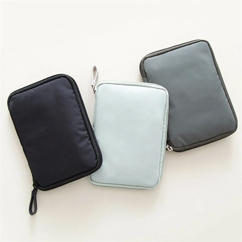 1pc Creative Nylon Travel Storage Bags Package Men Women Passport Bag Handheld Document Packages Fashion New Hot
1pc Creative Nylon Travel Storage Bags Package Men Women Passport Bag Handheld Document Packages Fashion New Hot