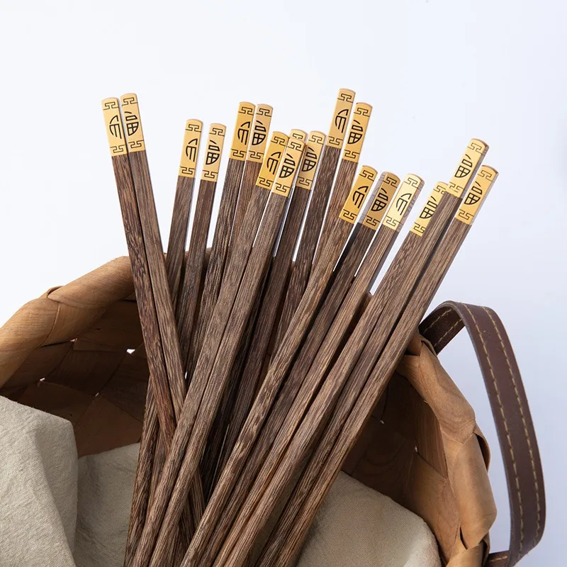 2Pairs Chinese Style Wooden Chopsticks Sushi Rice Chopsticks Tableware Household Non-slip High Temperature Kitchen Accessories
2Pairs Chinese Style Wooden Chopsticks Sushi Rice Chopsticks Tableware Household Non-slip High Temperature Kitchen Accessories