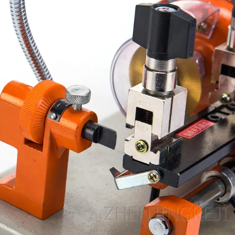 220V Double Head Manual Horizontal Key Machine Automatic Key Duplicator Machine 
220V Double Head Manual Horizontal Key Machine Automatic Key Duplicator Machine