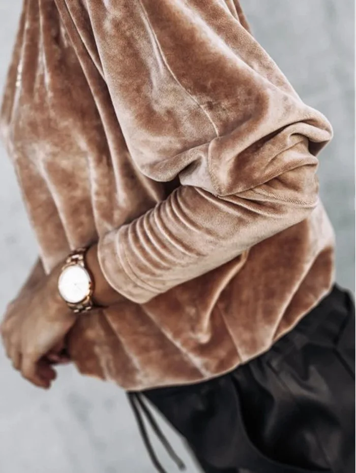 Mandylandy Autumn and Winter Velvet Tops Women's Casual Batwing Sleeve Loose Solid Color Turtleneck Off-Shoulder Pullover Tops
Mandylandy Autumn and Winter Velvet Tops Women's Casual Batwing Sleeve Loose Solid Color Turtleneck Off-Shoulder Pullover Tops