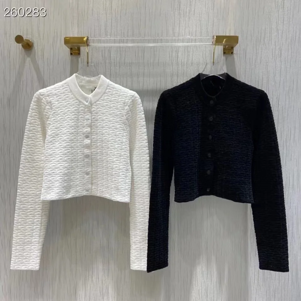 Fyion High Quality Runway Design Sweater Women 2022 Spring Jacquard Knitted Cardigan Femme White / Black Sweater
Fyion High Quality Runway Design Sweater Women 2022 Spring Jacquard Knitted Cardigan Femme White / Black Sweater