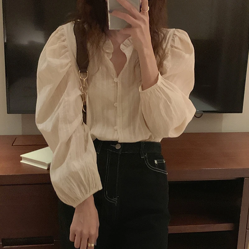 Apricot Gentle Stand Shirts Full Sleeves Lace Outwear New Stylish Femme Tops Sweet Korea Hot Autumn OL Retro Bubble sleeve top
Apricot Gentle Stand Shirts Full Sleeves Lace Outwear New Stylish Femme Tops Sweet Korea Hot Autumn OL Retro Bubble sleeve top