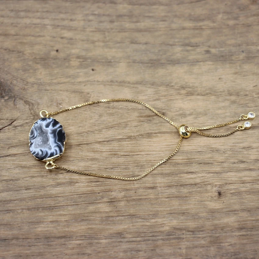 Natural Agates Geode Druzy Gold/Silvery Chains Adjustable Bracelet Black Raw Drusy Quartzs Fashion Women Jewelry Dropship QC2032
Natural Agates Geode Druzy Gold/Silvery Chains Adjustable Bracelet Black Raw Drusy Quartzs Fashion Women Jewelry Dropship QC2032