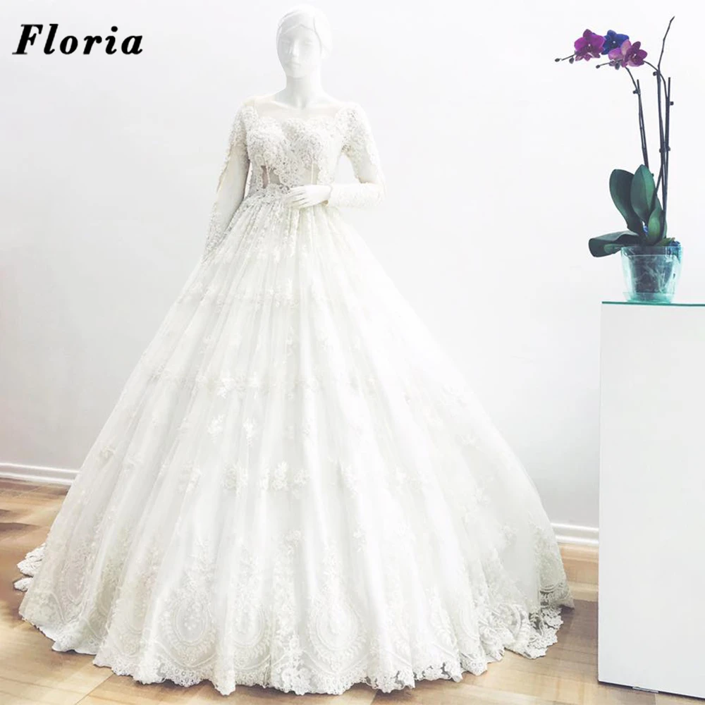 Muslim White Lace Wedding Dresses Customized Vestido De Noiva 2021 Dubai Design Women Bride Dress Long Sleeve Women Bridal Gowns
Muslim White Lace Wedding Dresses Customized Vestido De Noiva 2021 Dubai Design Women Bride Dress Long Sleeve Women Bridal Gowns