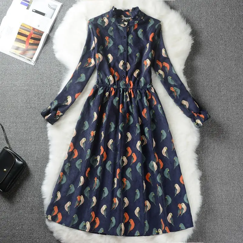 Women Sweet Corduroy Dress Stand Collar Print Long Sleeve Femininos Vestidos Mori Girl Elegant Loose-Waist Dress
Women Sweet Corduroy Dress Stand Collar Print Long Sleeve Femininos Vestidos Mori Girl Elegant Loose-Waist Dress