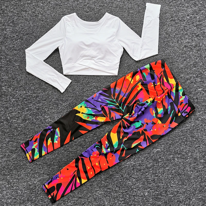 Yoga sets Women Sports Suits Long SleeveT-shirt (With Chest Pad) + Running Fitness Leggings Gym Clothing Sweatpants Workout Sets
Yoga sets Women Sports Suits Long SleeveT-shirt (With Chest Pad) + Running Fitness Leggings Gym Clothing Sweatpants Workout Sets