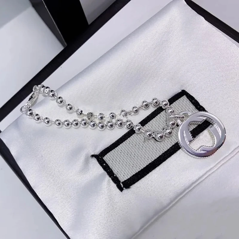 Classic original 925 sterling silver 1:1 retro elegant exquisite fashion bolt bracelet letter G pendant charm bracelet
Classic original 925 sterling silver 1:1 retro elegant exquisite fashion bolt bracelet letter G pendant charm bracelet