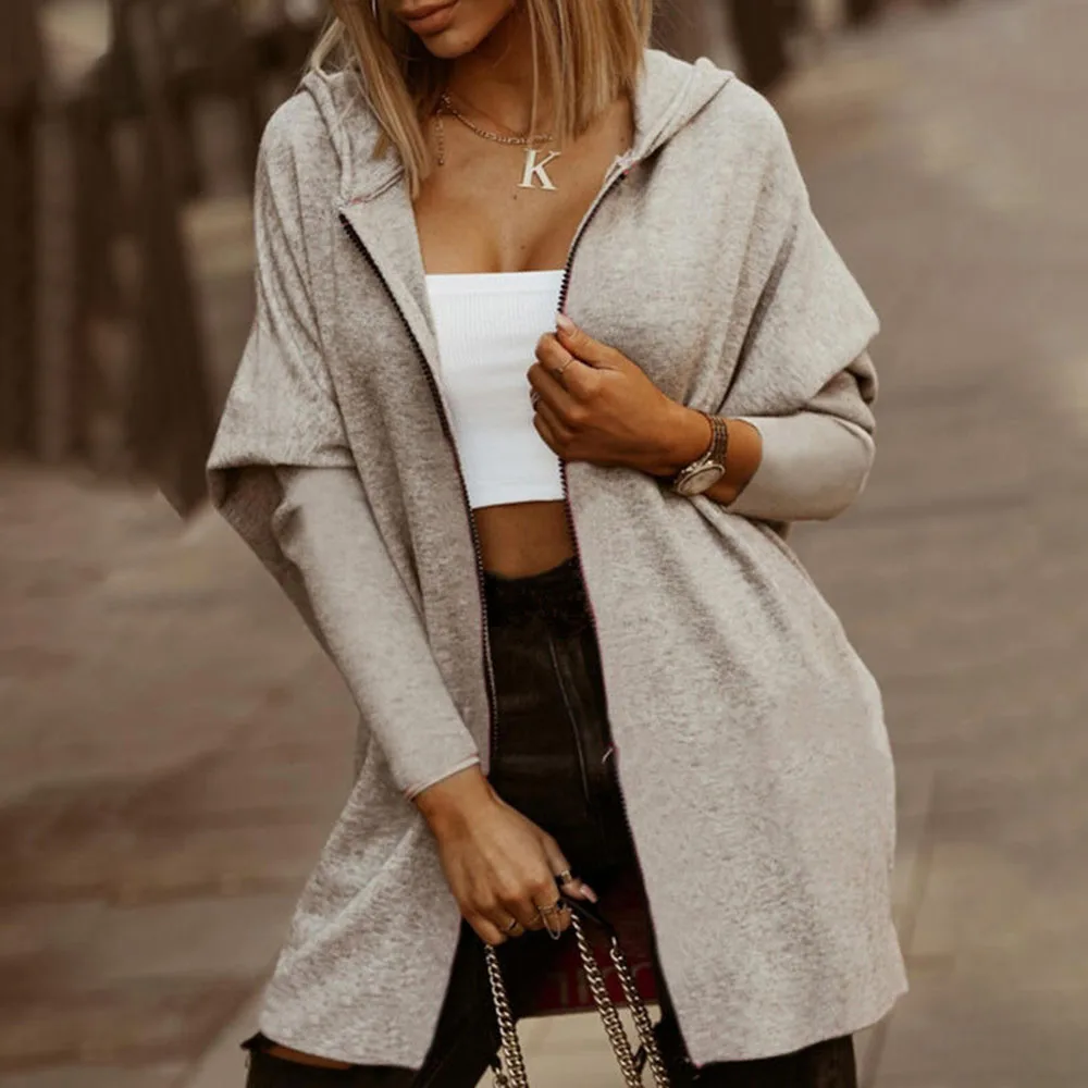 Women's Autumn New Cardigan Jacket Casual Fashion Simple Commuter Style Hooded Collar Long Sleeve Solid Color Loose Warm Hoodie
Women's Autumn New Cardigan Jacket Casual Fashion Simple Commuter Style Hooded Collar Long Sleeve Solid Color Loose Warm Hoodie
