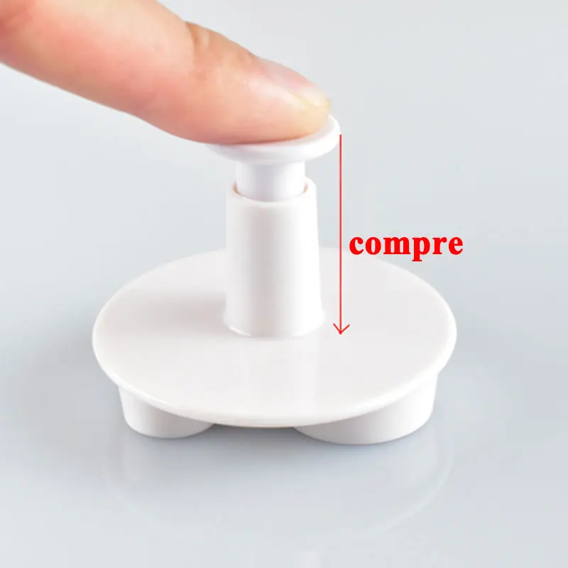 New Hot 3D Vehicle DIY Creative Cookie Cutter Biscuit Mold Baking Hand Stamp Press Plunger Sugarcraft Cookie Fondant Cutter 4Pcs
New Hot 3D Vehicle DIY Creative Cookie Cutter Biscuit Mold Baking Hand Stamp Press Plunger Sugarcraft Cookie Fondant Cutter 4Pcs