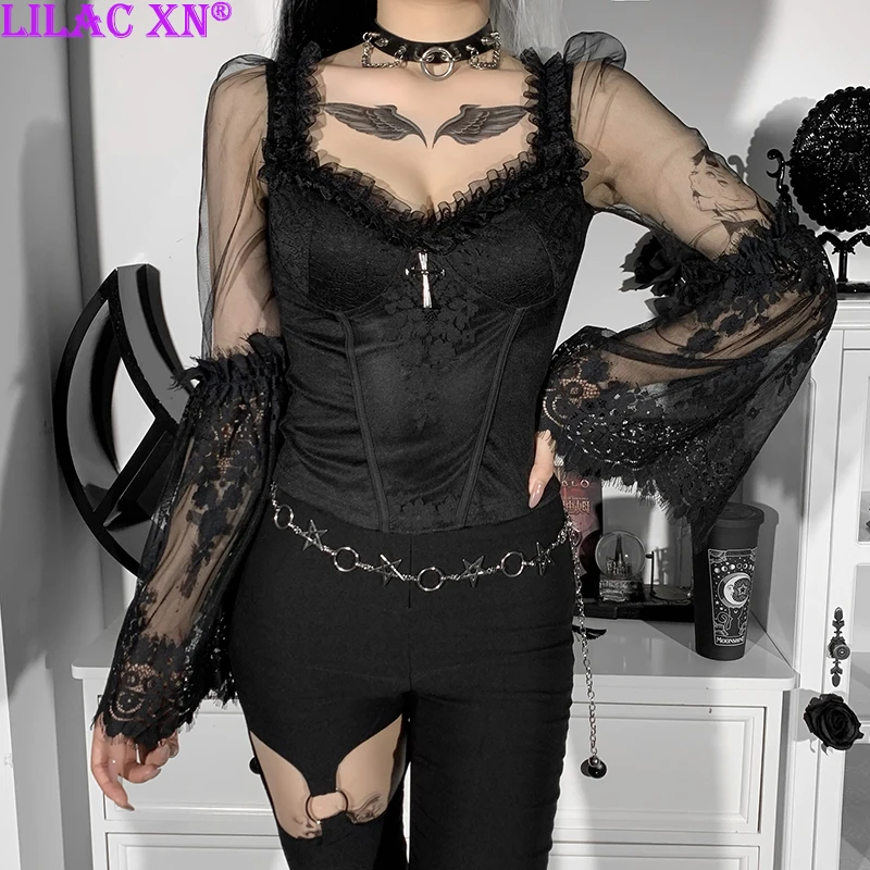 Gothic Lace Flare Long Sleeve Black T Shirt for Women Vintage Elegant Sexy V Neck Corset Crop Tops Basic Tees Y2K Fairy Grunge
Gothic Lace Flare Long Sleeve Black T Shirt for Women Vintage Elegant Sexy V Neck Corset Crop Tops Basic Tees Y2K Fairy Grunge