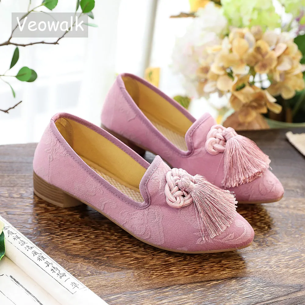 Veowalk Chinese Knot Tassel Women Cotton Fabric Loafers Fashion Ladies Casual Comfort Pointed Toe Flats Embroidered Shoes
Veowalk Chinese Knot Tassel Women Cotton Fabric Loafers Fashion Ladies Casual Comfort Pointed Toe Flats Embroidered Shoes