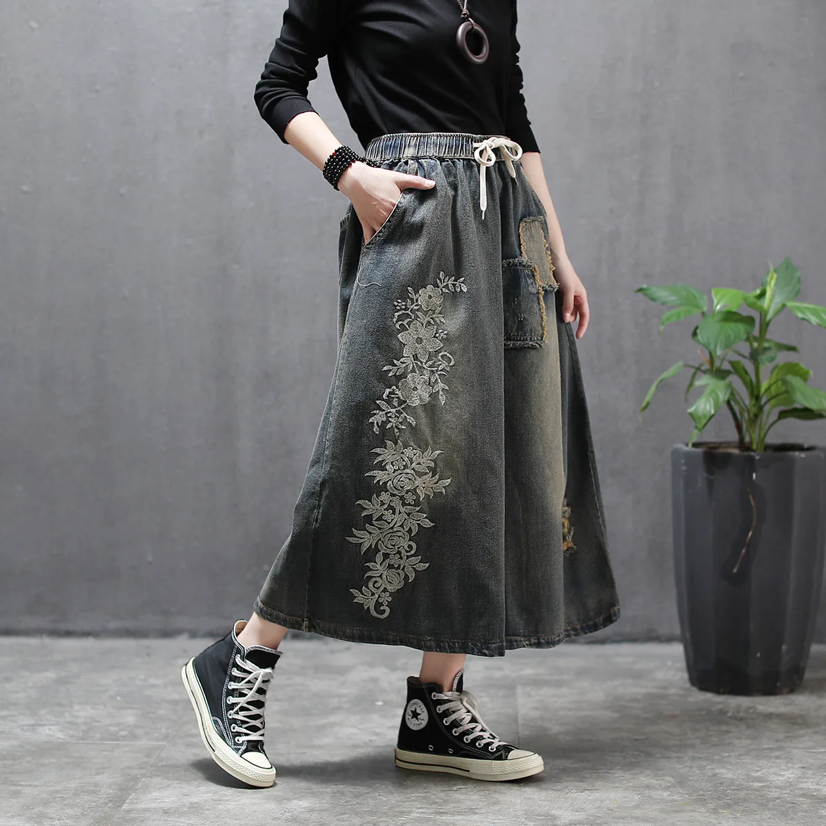 SKIRT GIRL Embroidery restoring ancient ways tall waist with loose garment washed casual wear white skirts long A word autumn
SKIRT GIRL Embroidery restoring ancient ways tall waist with loose garment washed casual wear white skirts long A word autumn