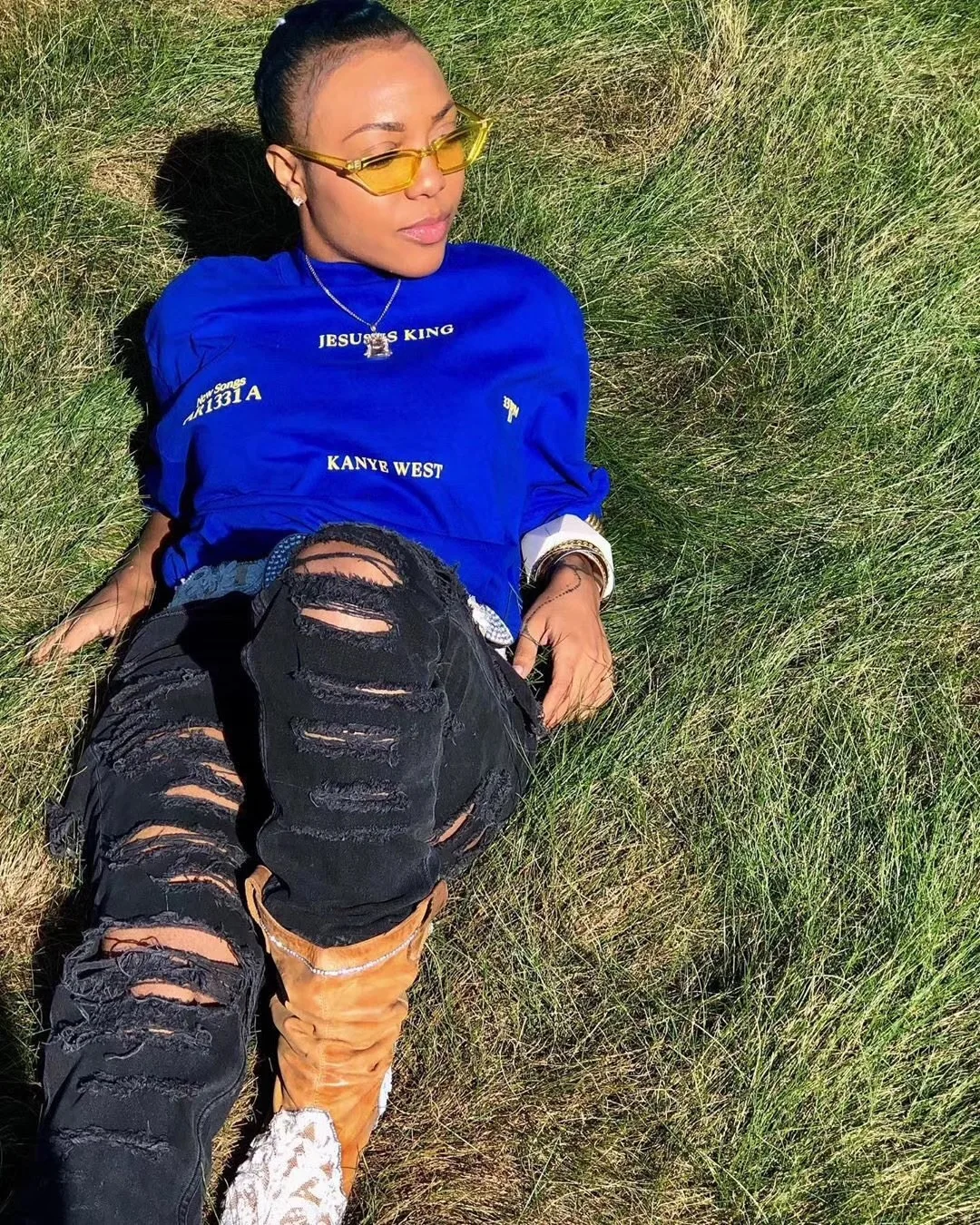 2019 Best Version 1:1 Kanye West Jesus is King L.A Listening Party Printed Turtleneck Women Men Short Sleeve Cotton T shirts tee
2019 Best Version 1:1 Kanye West Jesus is King L.A Listening Party Printed Turtleneck Women Men Short Sleeve Cotton T shirts tee