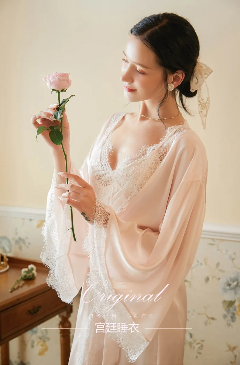 BIIGGXX Long - Sleeved Nightgown Suit with Halter Skirt Imitating Silk Two-piece Bath Robe Free Shipping
BIIGGXX Long - Sleeved Nightgown Suit with Halter Skirt Imitating Silk Two-piece Bath Robe Free Shipping