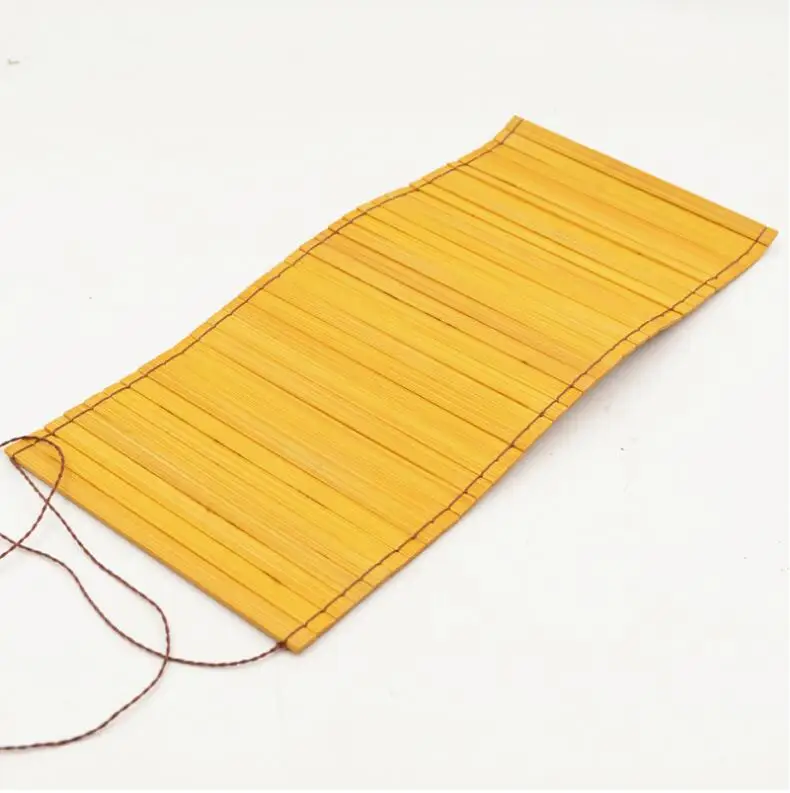 Carved bamboo slips, great sorrow curse, traditional handicrafts with characteristics
Carved bamboo slips, great sorrow curse, traditional handicrafts with characteristics