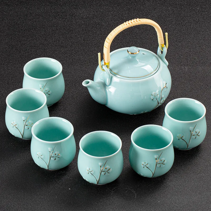 Hand-painted gold tea set ceramic large lifting beam pot teacup complete set of Geyao kiln jade porcelain coffee pot set
Hand-painted gold tea set ceramic large lifting beam pot teacup complete set of Geyao kiln jade porcelain coffee pot set