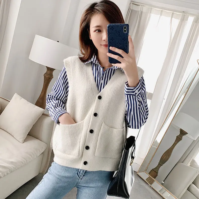 Women Solid Color Sweater Vest Fall Female Fashion Crop Top Sleeveless Knitted Cardigan Jumper Vest Ladies Tops Waistcoat Q256
Women Solid Color Sweater Vest Fall Female Fashion Crop Top Sleeveless Knitted Cardigan Jumper Vest Ladies Tops Waistcoat Q256