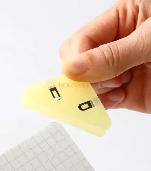 3pcs Triangle corner clip protect book corner colored plastic test paper clip student a4 clip stationery office bill fixing clip
3pcs Triangle corner clip protect book corner colored plastic test paper clip student a4 clip stationery office bill fixing clip