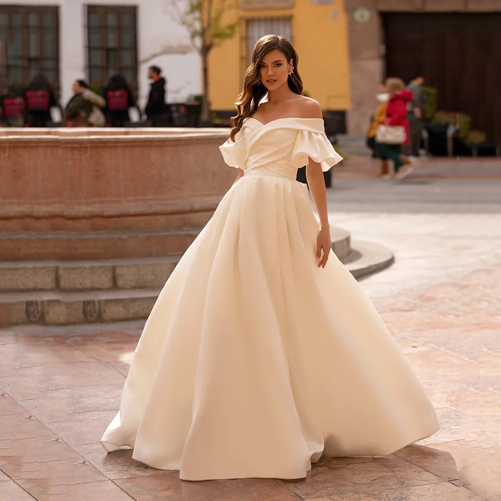 Ruched Wedding Gown A Line Simple White Ivory Off Shoulder Jersey Sweep Train Lace Up Back Informal Reception Party
Ruched Wedding Gown A Line Simple White Ivory Off Shoulder Jersey Sweep Train Lace Up Back Informal Reception Party